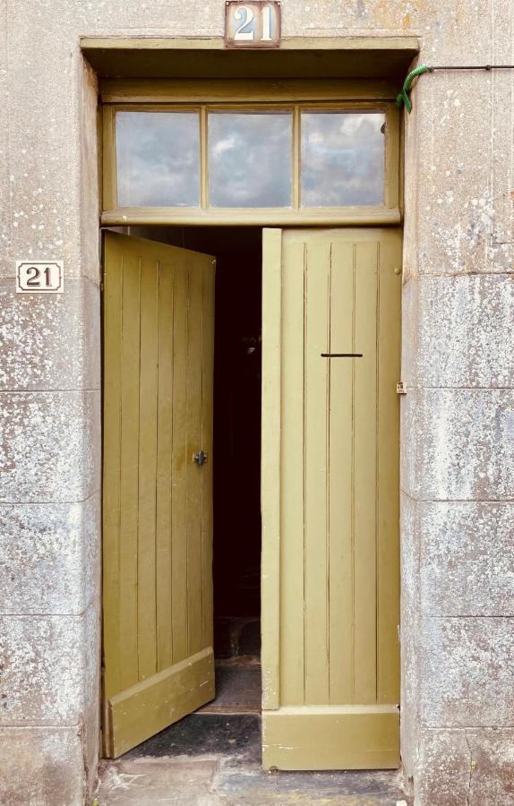 Joli Studio A Deux Pas Du Chateau Et Du Centre Вітре Екстер'єр фото
